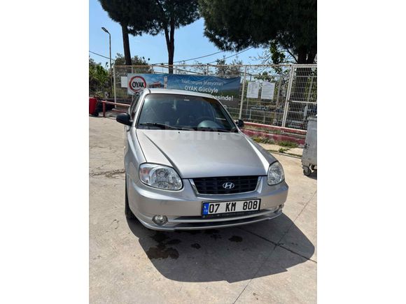 Bayandan Sahibinden Hyundai Accent 1.5 CRDi LS 2004 Model 