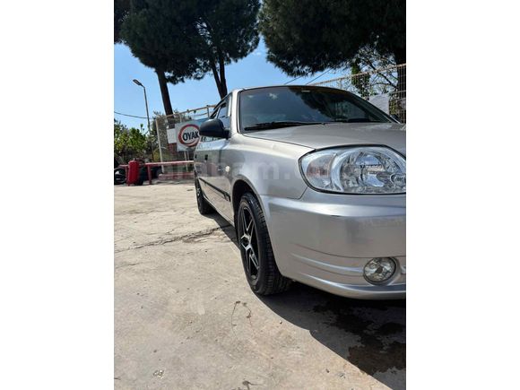 Bayandan Sahibinden Hyundai Accent 1.5 CRDi LS 2004 Model 