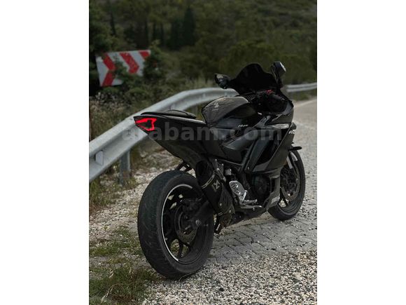 Sahibinden Yamaha YZF R25 ABS 