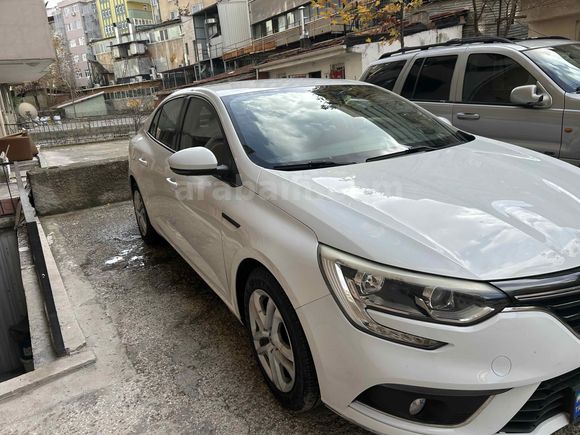 Sahibinden Renault Megane 1.6 Joy 2017 Model 