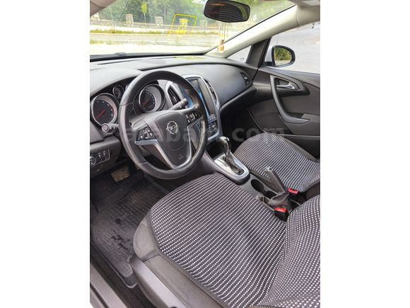 Akademisyenden Opel Astra 1.4 T Edition Plus 2019 Model 
