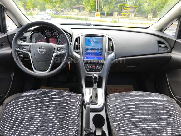 Akademisyenden Opel Astra 1.4 T Edition Plus 2019 Model 