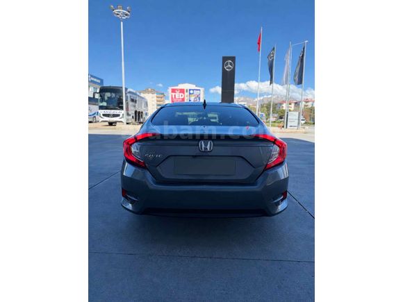 Sahibinden Honda Civic 1.6i VTEC Eco Elegance 2018 Model 