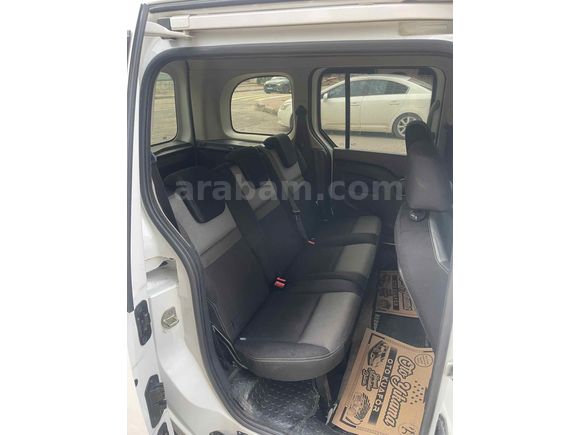 Sahibinden Renault Kangoo Multix 1.5 dCi Touch 2016 Model 