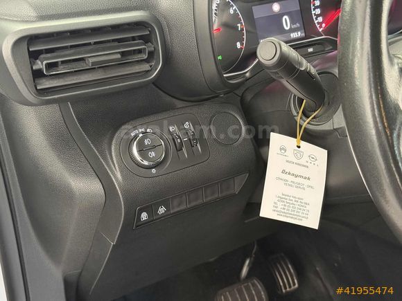 2023 MODEL HATASIZ BOYASIZ OTOMATİK OPEL COMBO 1.5 D ULTİMATE