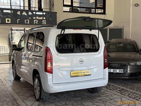 2023 MODEL HATASIZ BOYASIZ OTOMATİK OPEL COMBO 1.5 D ULTİMATE