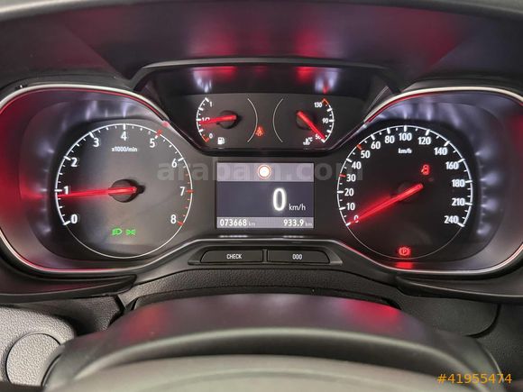 2023 MODEL HATASIZ BOYASIZ OTOMATİK OPEL COMBO 1.5 D ULTİMATE