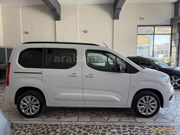 2023 MODEL HATASIZ BOYASIZ OTOMATİK OPEL COMBO 1.5 D ULTİMATE