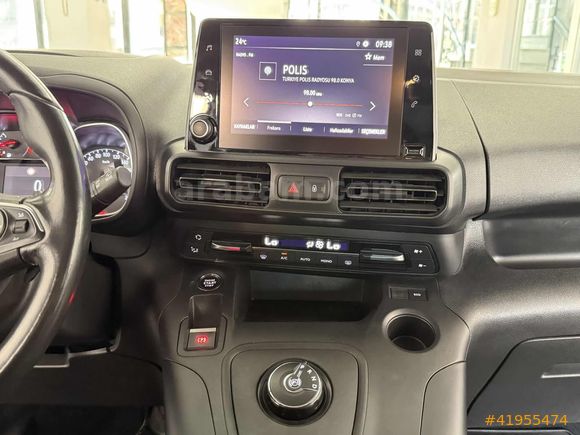 2023 MODEL HATASIZ BOYASIZ OTOMATİK OPEL COMBO 1.5 D ULTİMATE