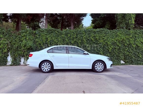 AED OTOMOTİV DEN 2015 JETTA 1.2 TSİ MANUEL