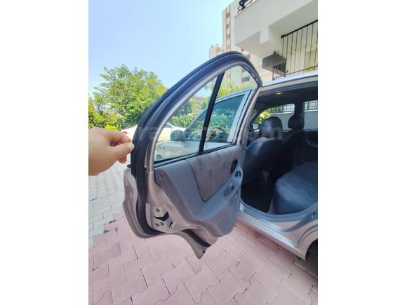 Sahibinden Hyundai Accent 1.3 Admire 2005 Model