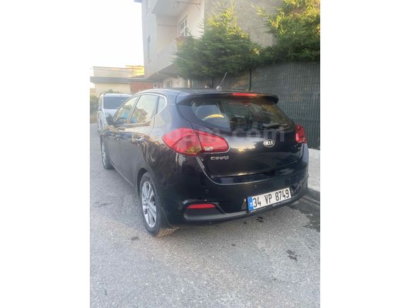 Sahibinden Kia Ceed 1.6  dizel otomatik 