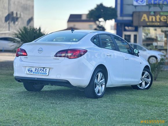 (HATASIZ)OPEL ASTRA 1.4 T FULL PAKET