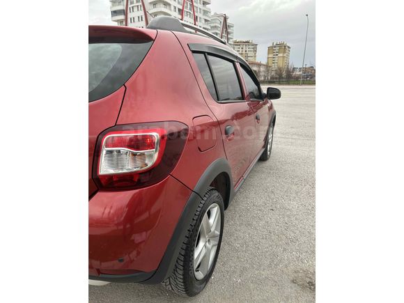 Sahibinden Dacia Sandero 0.9 TCe Stepway Easy-R 2016 Model 