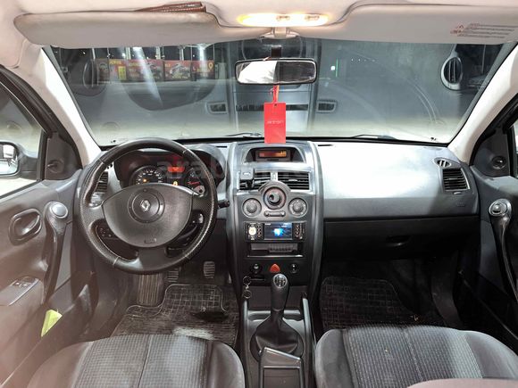 Sahininden 2006  1.4 16V  Tek Değişen  Bakımlı Megane 