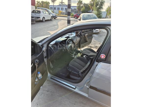Sahibinden Renault Megane 1.6 Dynamique 2005 Model