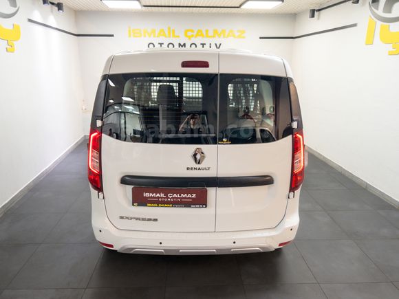 "%0 FAİZ KREDİ"2022 RENAULT EXPRESS 1.5 BLUEDCI JOY "32.200 KM"