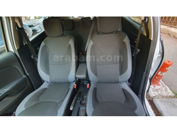 Sahibinden Renault Clio 1.5 dCi Icon 2015 Model 