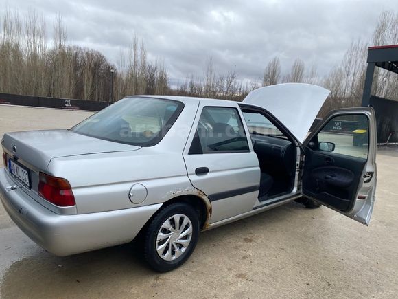 Sahibinden Ford Escort 1.3 CL 1997 Model