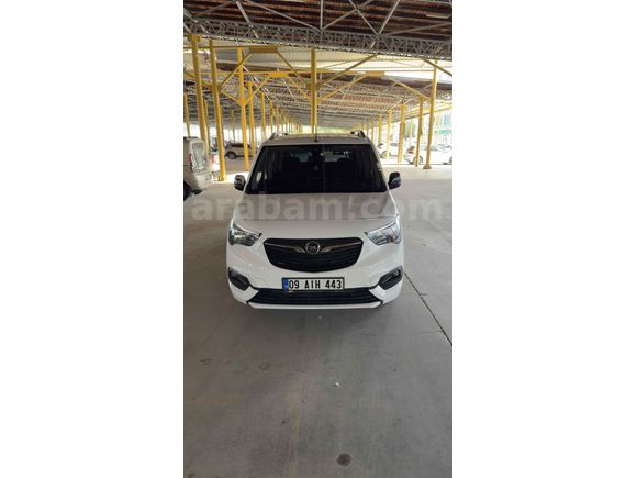 Sahibinden Hatasız Opel Combo 
1.5 CDTI Elegance 2022 Model 