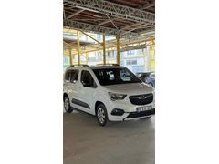 Sahibinden Hatasız Opel Combo 
1.5 CDTI Elegance 2022 Model 