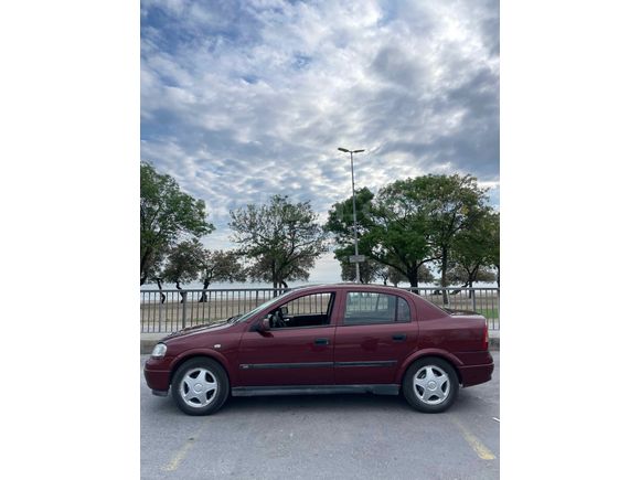 Sahibinden Opel Astra 1.6 CD 2000 Model  265.000 km Kırmızı