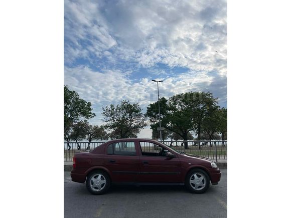 Sahibinden Opel Astra 1.6 CD 2000 Model  265.000 km Kırmızı
