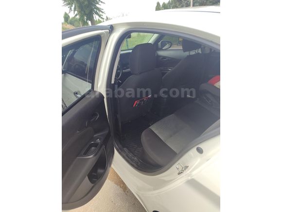 Sahibinden Fiat Egea 1.4 Fire Easy Plus 2018 Model Isparta 123.000 km Beyaz
