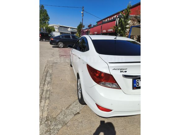 Sahibinden Hyundai Accent Blue 1.6 CRDI Prime 2014 Model