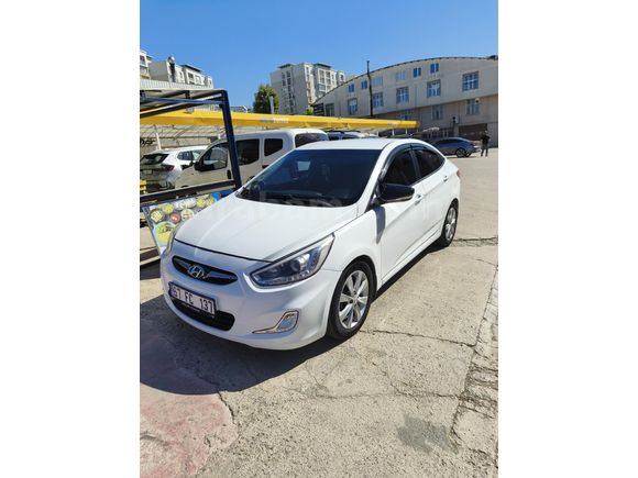 Sahibinden Hyundai Accent Blue 1.6 CRDI Prime 2014 Model