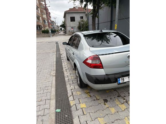 Sahibinden Renault Megane 1.6 Authentique 2004 Model 