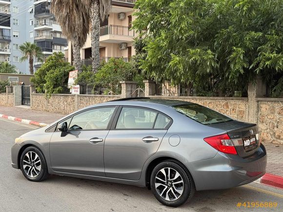 DEGİŞENSİZ COSMİC FB7 OTOMATİK