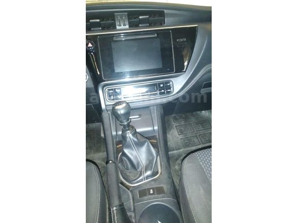 Sahibinden Toyota Corolla 1.4 D-4D Advance 2017 Model