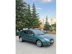 Sahibinden Ford Focus 1.6 Ghia 2000 Model 