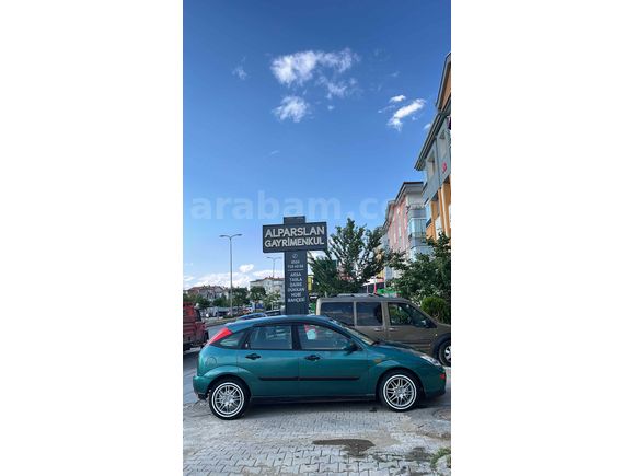Sahibinden Ford Focus 1.6 Ghia 2000 Model 