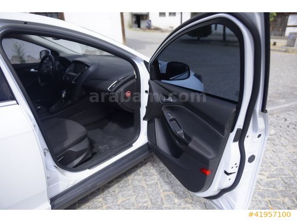 Hatasız 2015 Ford Focus 1.5 TDCi Titanium