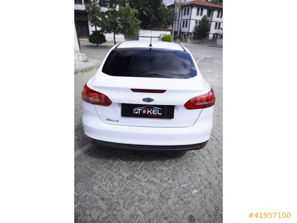 2015 Ford Focus 1.5 TDCi Titanium