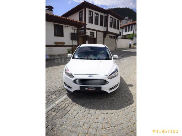 2015 Ford Focus 1.5 TDCi Titanium