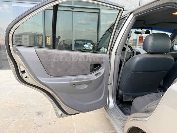 Sahibinden Hyundai Accent 1.3 Admire 2004 Model 