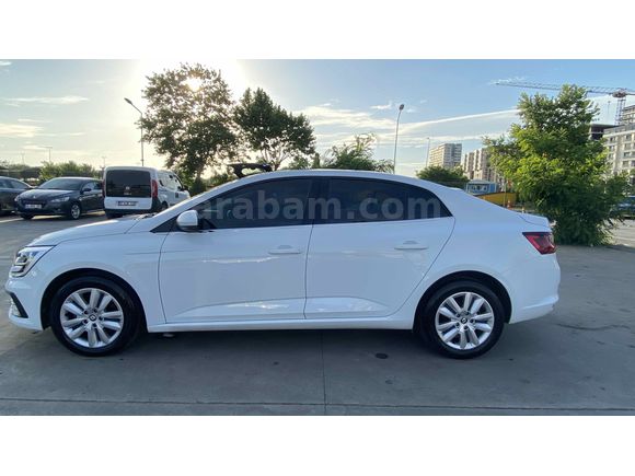Sahibinden Renault Megane 1.3 TCe Touch 2025 Model 