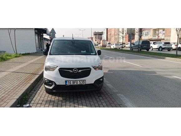 Sahibinden Opel Combo 1.5 CDTI Edition 2023 Model