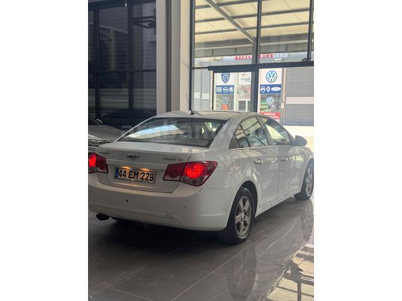 Sahibinden Chevrolet Cruze 1.6 LS Plus 2011 Model 