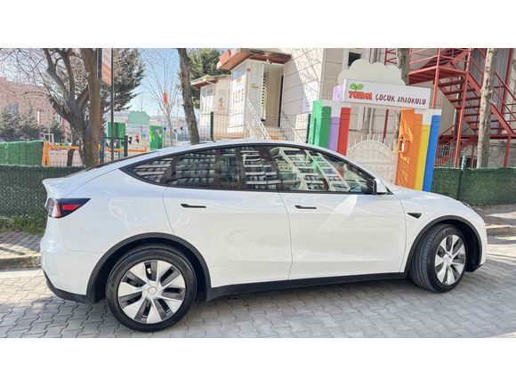 Sahibinden Tesla Model Y Long Range AWD 2023 Model 