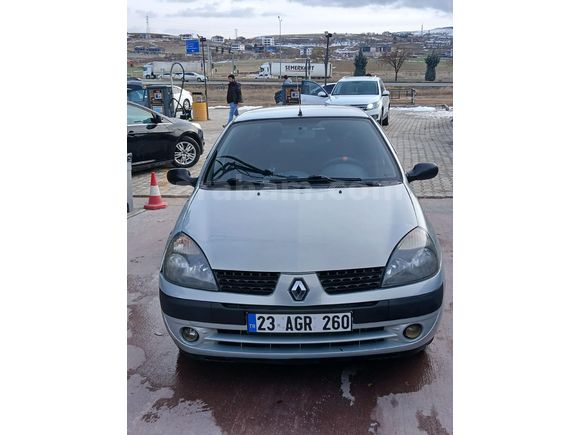 Sahibinden Renault Clio 1.4 Expression 2004 Model