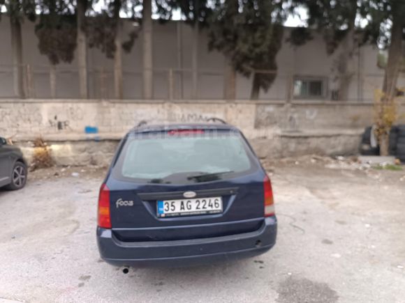 Sahibinden Ford Focus 1.6 Ambiente 2001 Model İzmir