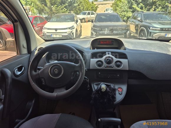 RENAULT YETKİLİ BAYİDEN 2012 KANGOO 1.5 DİZEL 366.500KMDE