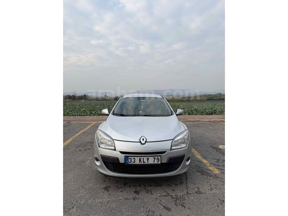 Sahibinden Renault Megane 1.6 Expression 2010 Model 