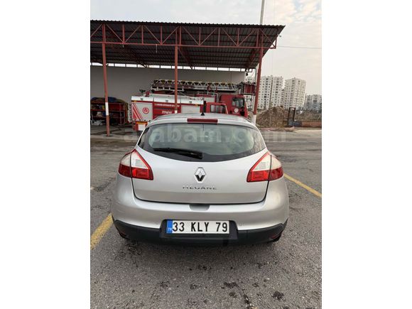 Sahibinden Renault Megane 1.6 Expression 2010 Model 