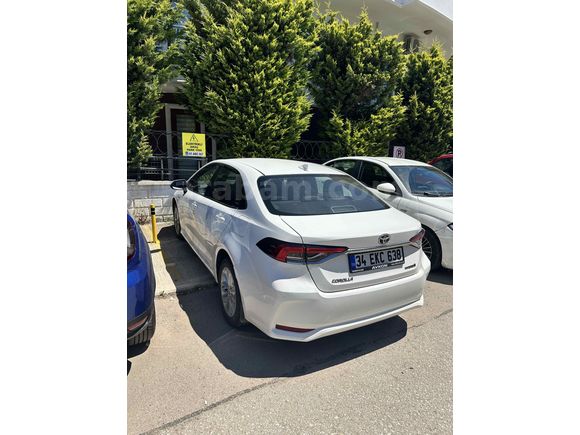 Sahibinden Toyota Corolla 133binde 2021 Model 
