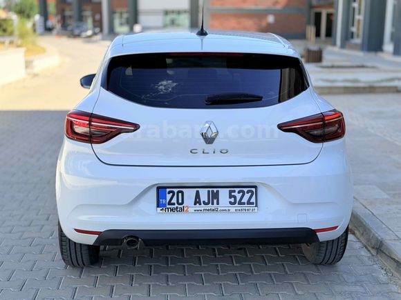 Sahibinden Renault Clio 1.0 SCe Joy 2022 Model 